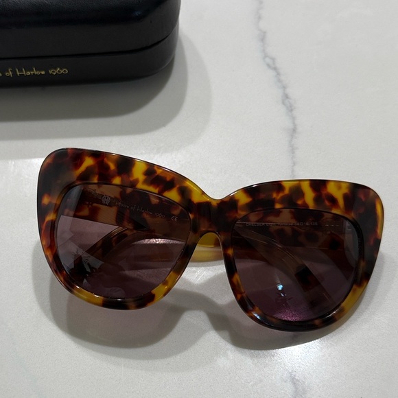 House of Harlow 1960 Brown Tortoise Sunglasses - Picture 3 of 8